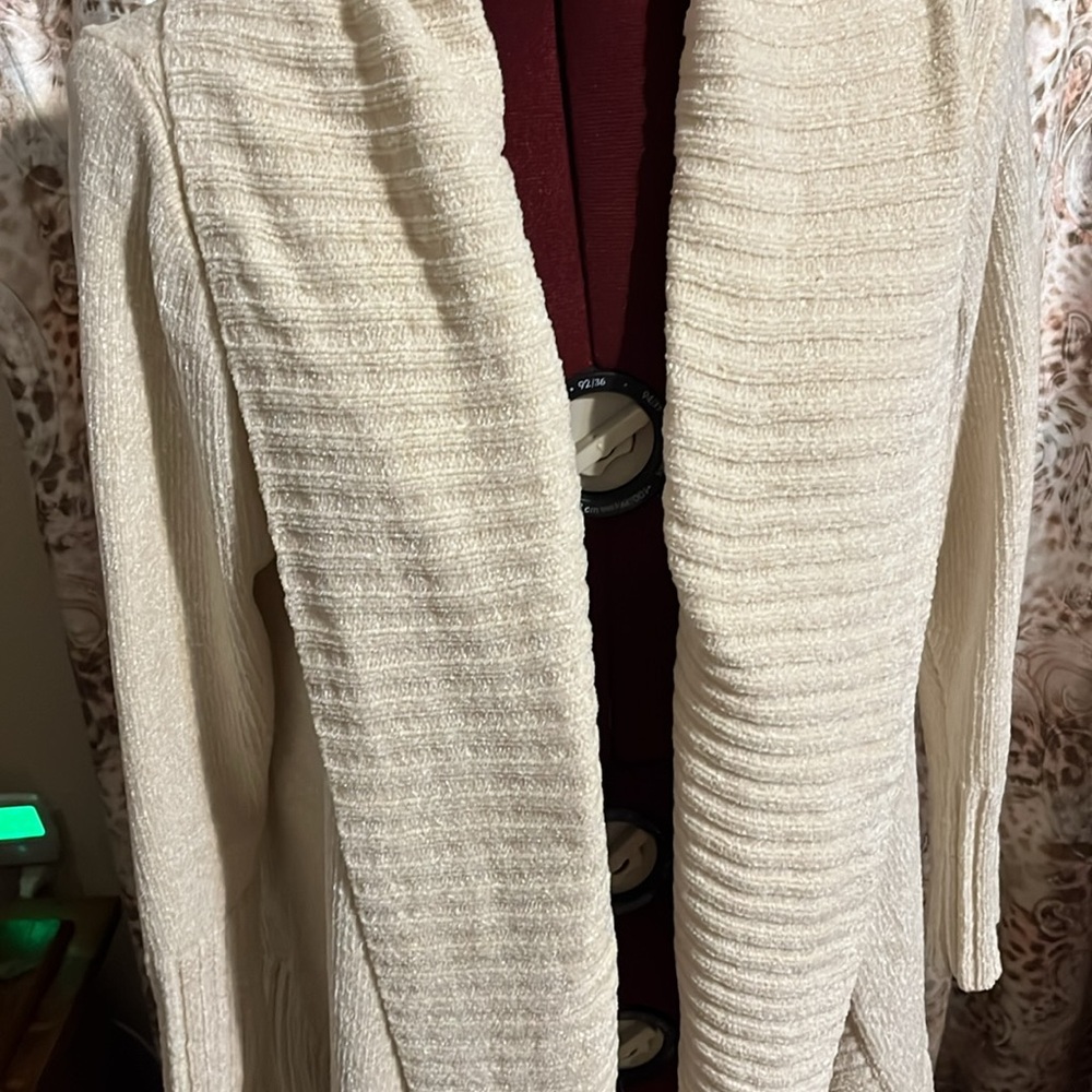 Sweater - Picture 2 of 3